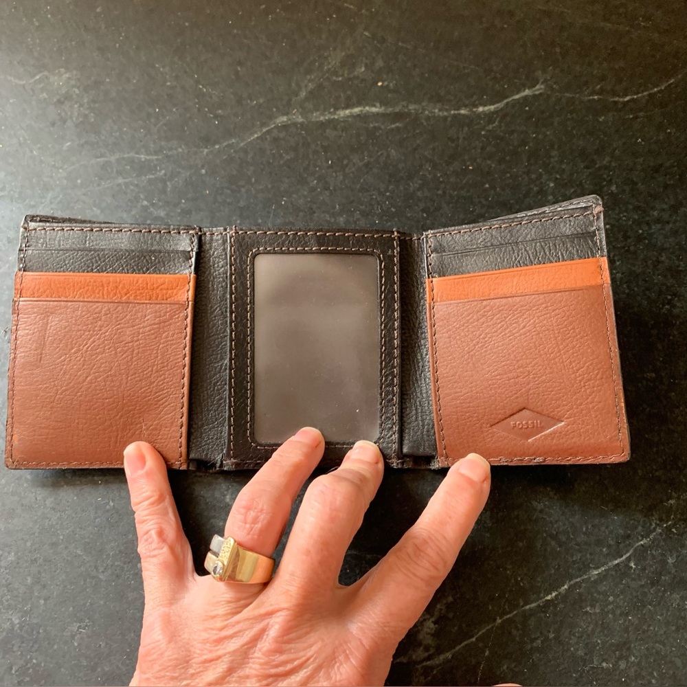 FOSSIL | Tri Fold Leather Wallet | - Picture 5 of 9